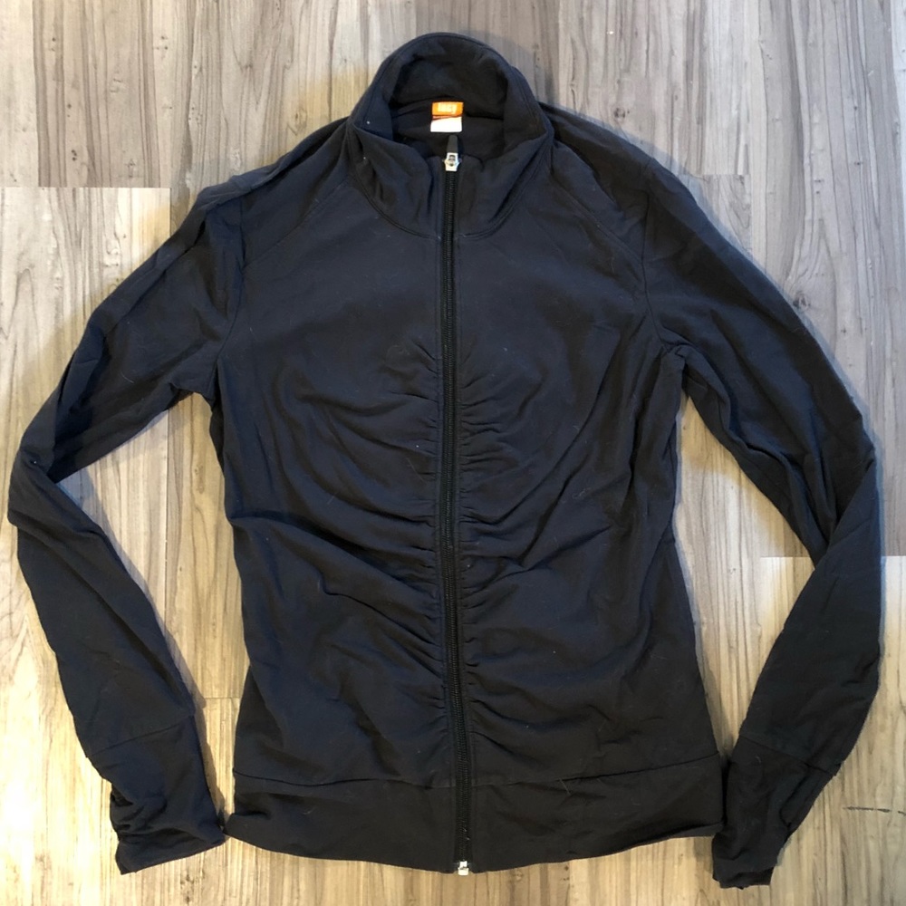 Lucy black running jacket